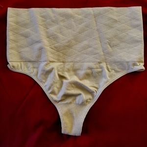 🧡 Beige high-waist thong shaper
